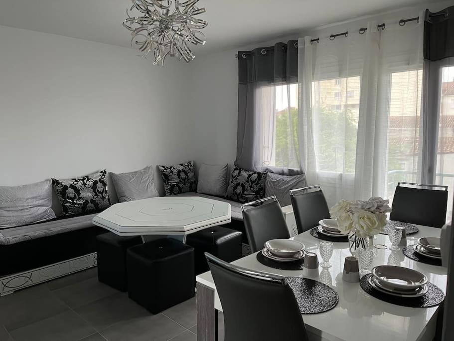 Bel Appartement Neuf, Bien Situe การ์กาซอน ภายนอก รูปภาพ
